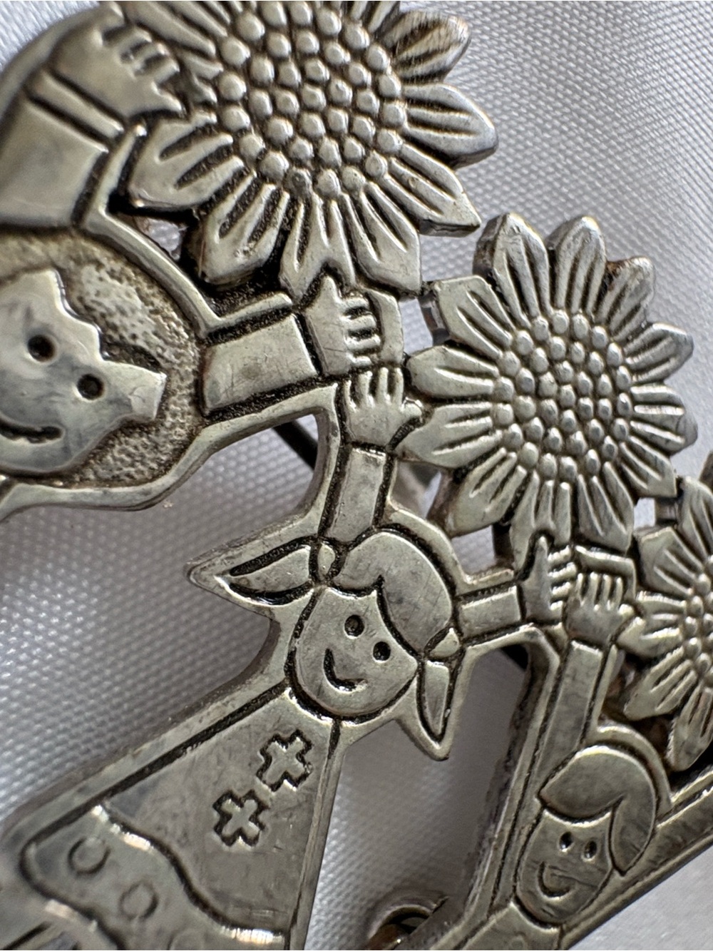 Silver-tone Sunflower Kids Link Belt